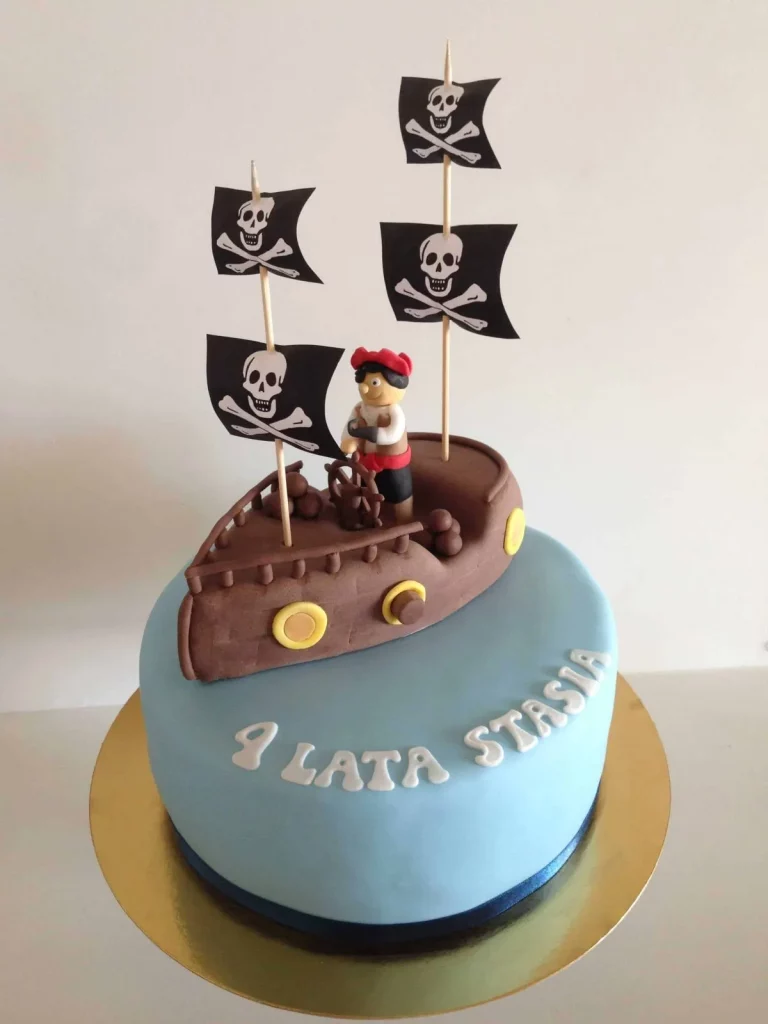 TORT PIRACKI