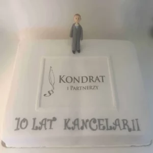 Tort dla Kancelarii Jubileusz – elegancka oprawa jubileuszu