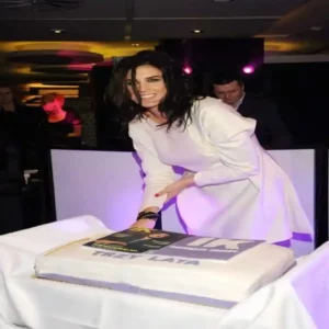 Tort dla Firmy – elegancki tort firmowy na event