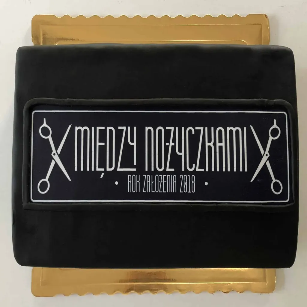 Tort Firmowy Między nożyczkami - elegancki motyw w stylu salonowym