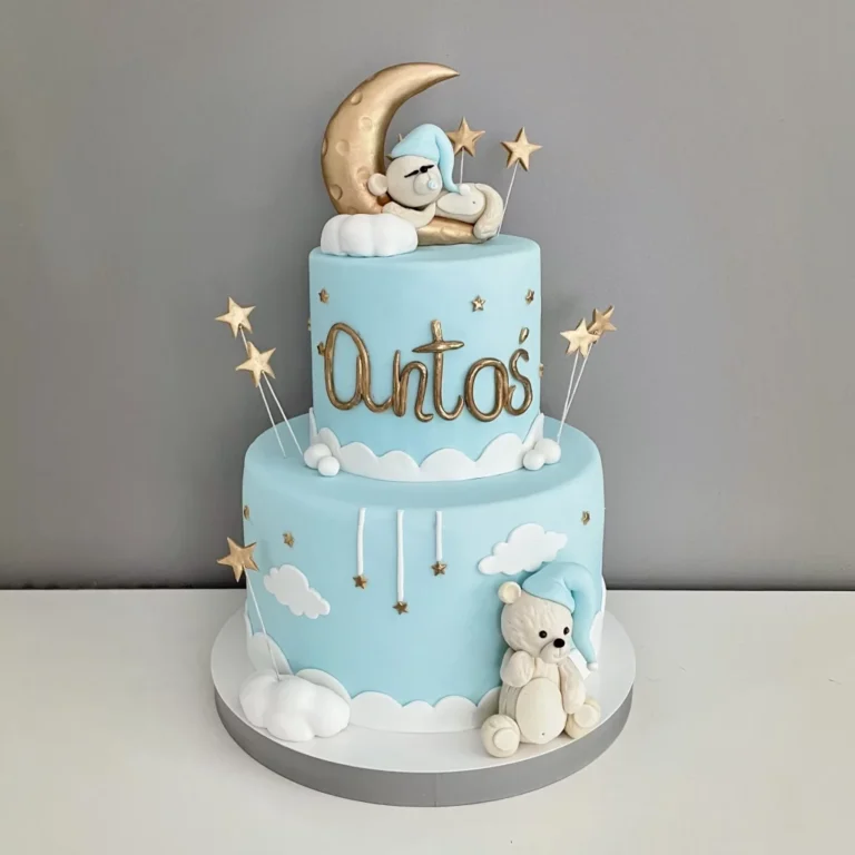 Tort z misiem na księżycu