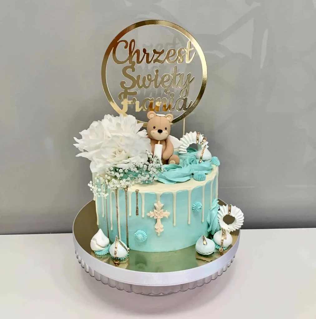 Subtelny Tort na Chrzciny dla Dziewczynki w eleganckiej oprawie