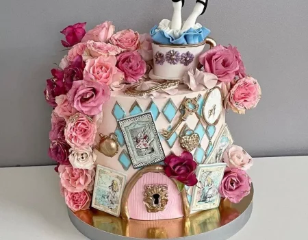 TORT ALICJA W KRAINIE CZARÓW